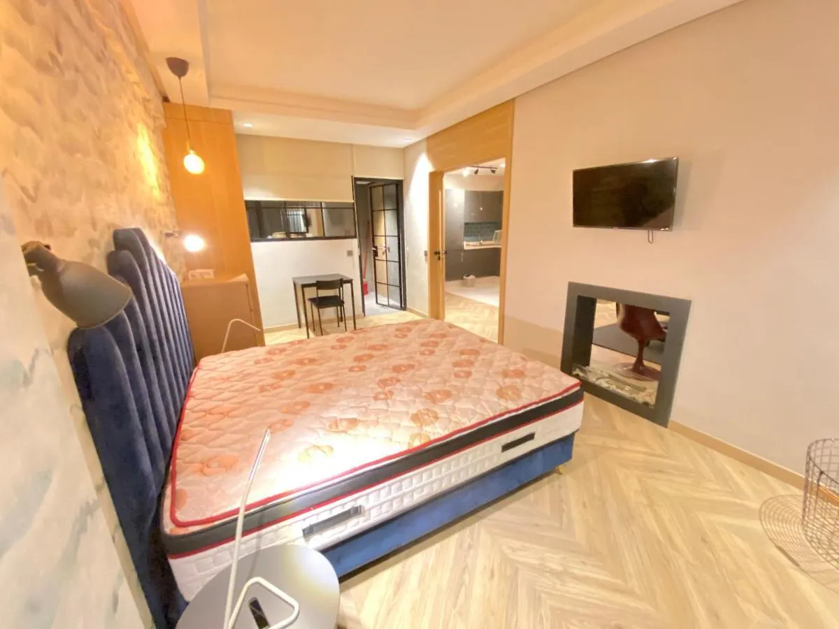 Spacious New 1-Bedroom Unit In Downtown W Terrace And Free Parking Casablanca 0*,